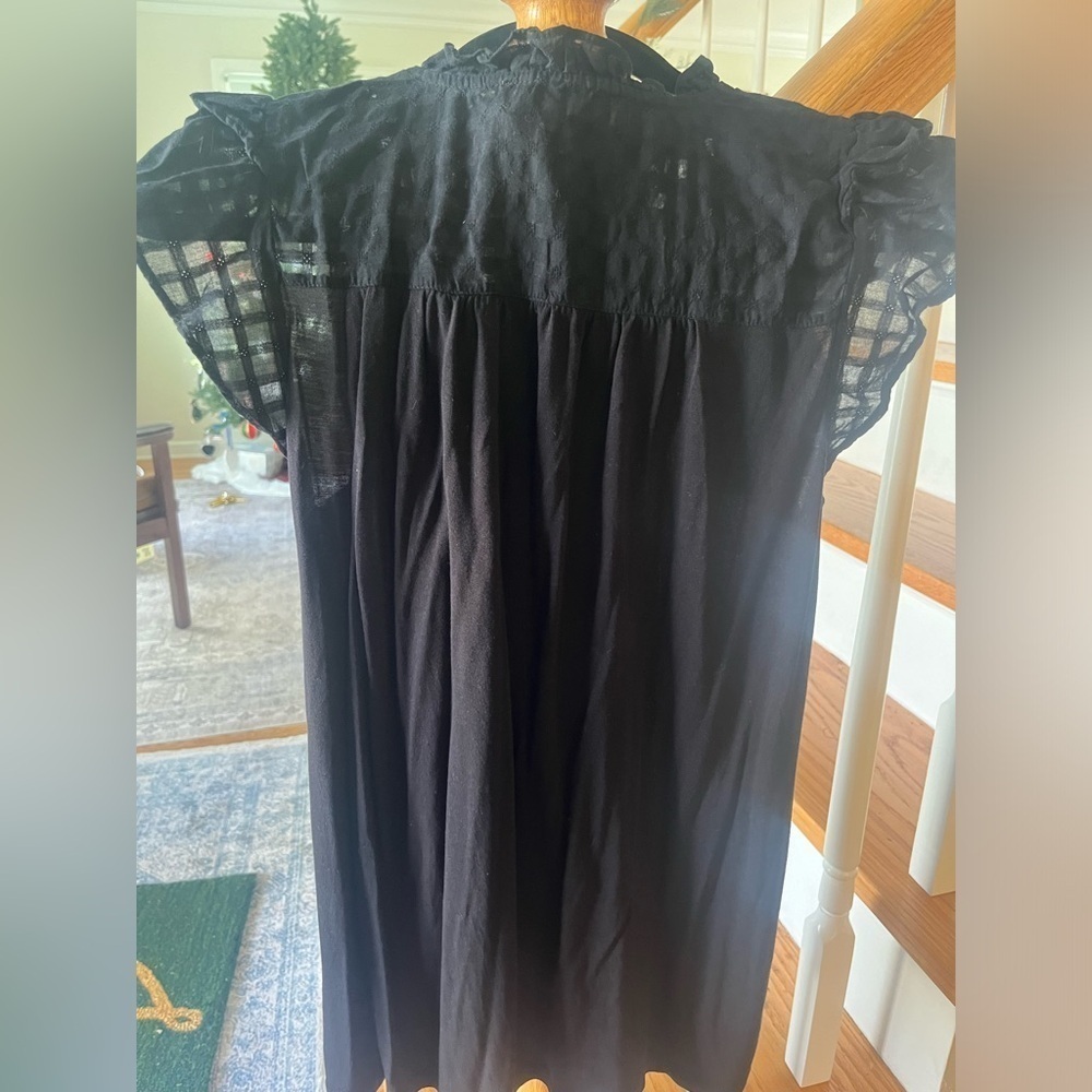 LOT of 2 LOFT Sleeveless and Cap Sleeve Ruffle Blouses Pink Black Size Medium - Picture 7 of 11